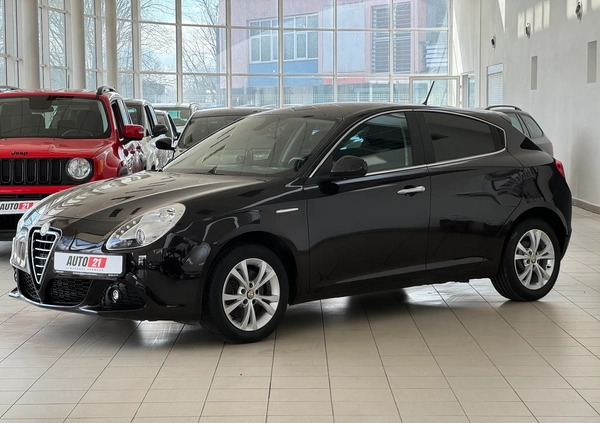 Alfa Romeo Giulietta cena 39000 przebieg: 97600, rok produkcji 2012 z Mrągowo małe 631